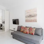 Santa Lucia - 1 Bedroom Apartment In The Heart Of The City Centre
