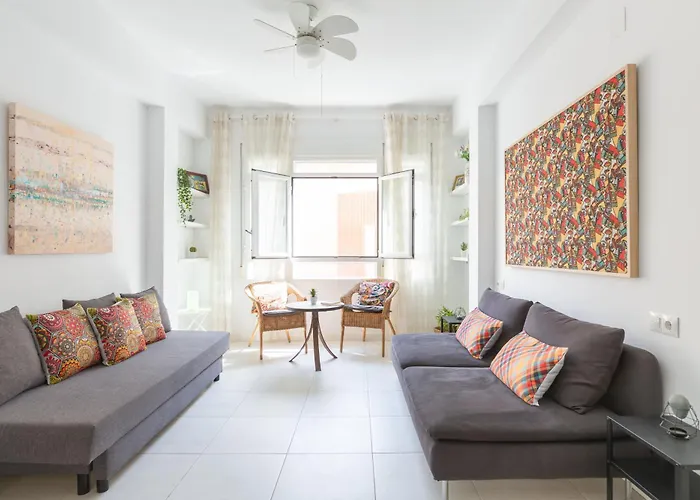 Santa Lucia - 1 Bedroom Apartment In The Heart Of The City Centre